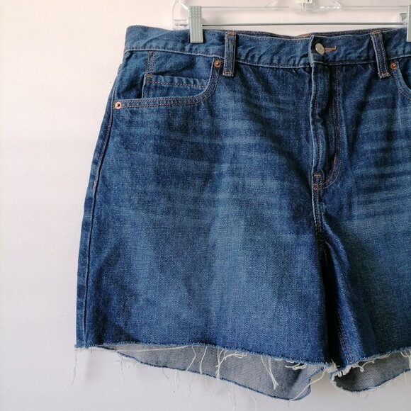 Old Navy Womens Denim Blue High Rise Flat Front Frayed Hem Bermuda Short Size 16 - Picture 3 of 7